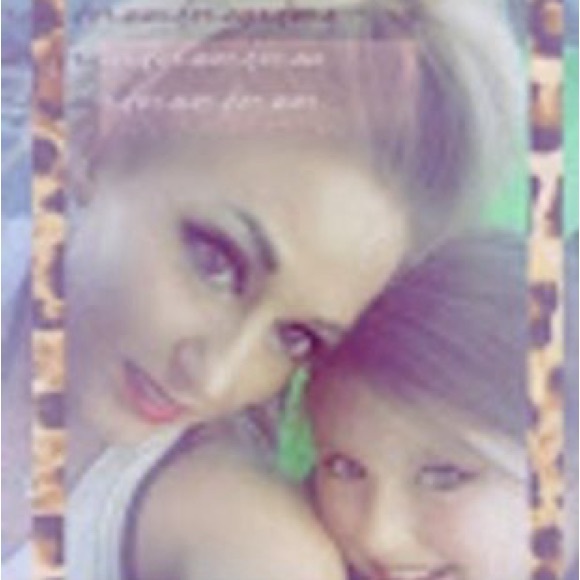 Meet your Posher, Katie - Picture 10 of 13